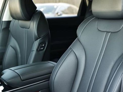 New 2026 Genesis GV80 2.5T RWD image 22
