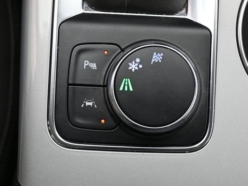 Used 2022 Chevrolet Blazer LT image 28