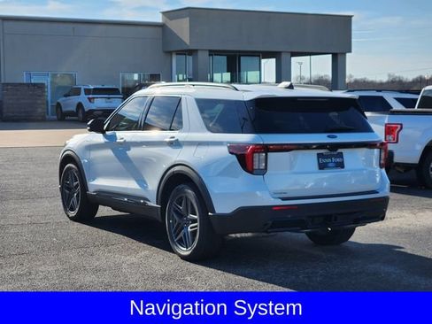 New 2026 Ford Explorer ST-Line w/ ST-Line Street Pack RWD image 4