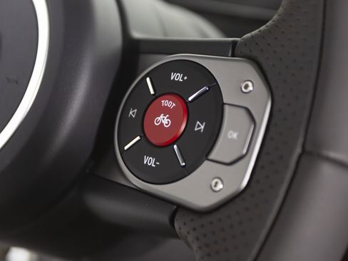 New 2025 INEOS Grenadier Fieldmaster Edition image 26