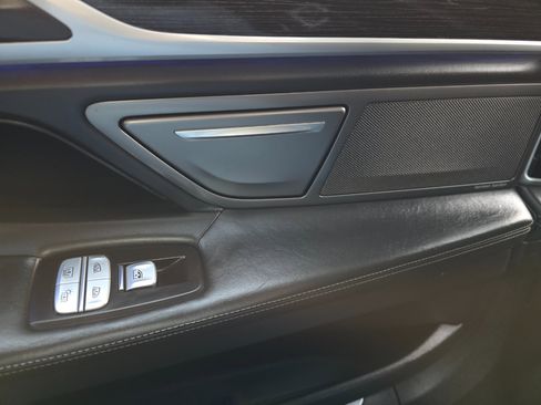 Used 2017 BMW 740e xDrive image 22