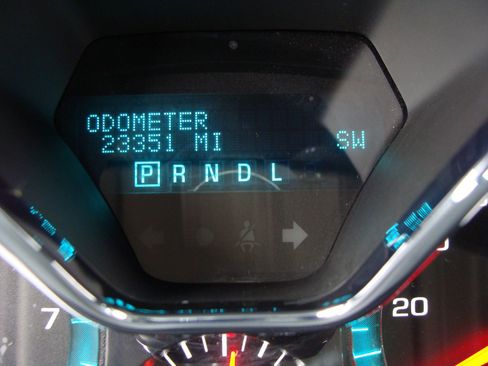 Used 2017 Chevrolet Traverse LT w/ Style and Technology Package image 15