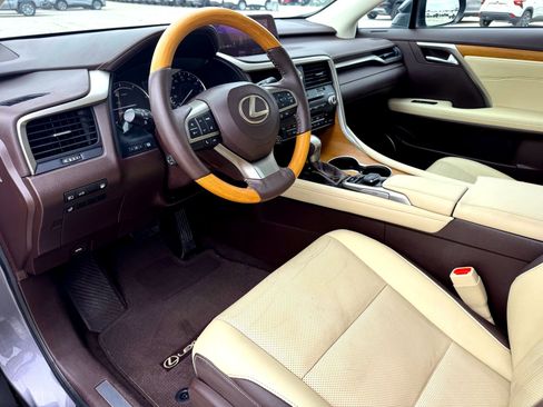 Used 2017 Lexus RX 450h AWD image 12