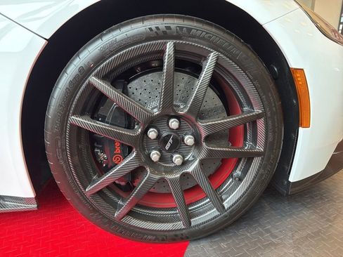 Used 2021 Ford GT Heritage Edition image 28