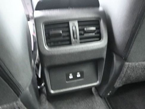 Used 2025 Nissan Rogue SV AWD/4WD image 34