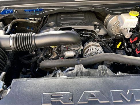 Used 2020 RAM 1500 Big Horn AWD/4WD image 11