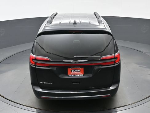 Used 2022 Chrysler Pacifica Touring-L FWD image 35