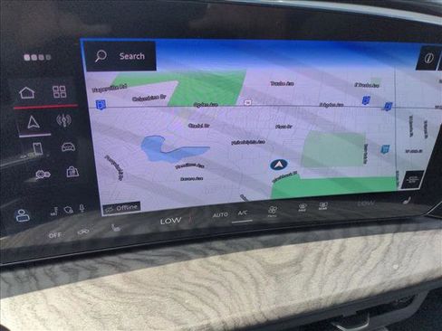 Used 2025 Audi Q5 Premium w/ Convenience Package image 14