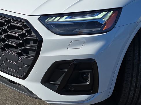 Used 2021 Audi SQ5 Prestige w/ Prestige Package image 36