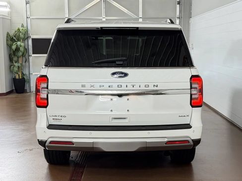 Used 2022 Ford Expedition Max Limited AWD/4WD image 4