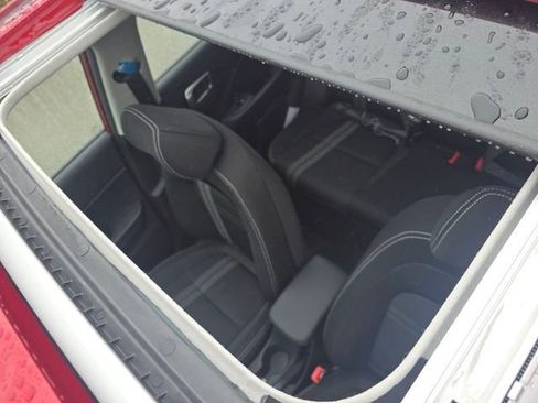 New 2026 Hyundai Venue SEL image 4