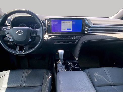 Certified 2025 Toyota Camry XLE FWD image 15