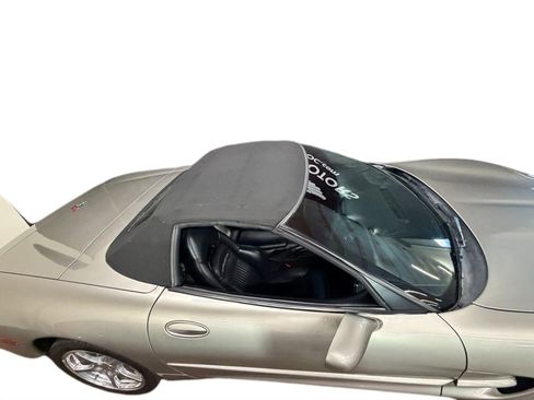 Used 2000 Chevrolet Corvette Convertible w/ Memory Pkg image 12