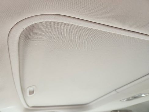 Used 2014 Lexus CT 200h image 25