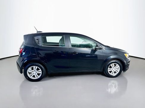 Used 2015 Chevrolet Sonic LT image 5