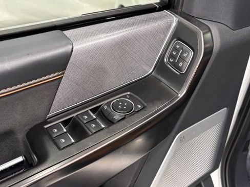 Used 2021 Ford F150 Platinum w/ Equipment Group 701A High image 15