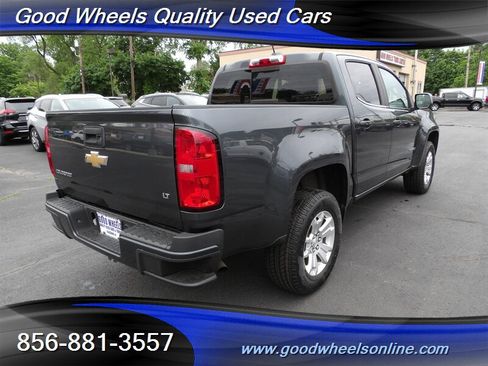 Used 2017 Chevrolet Colorado LT w/ LT Convenience Package RWD image 5
