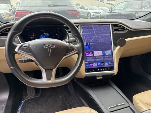 Used 2016 Tesla Model S 90D image 6