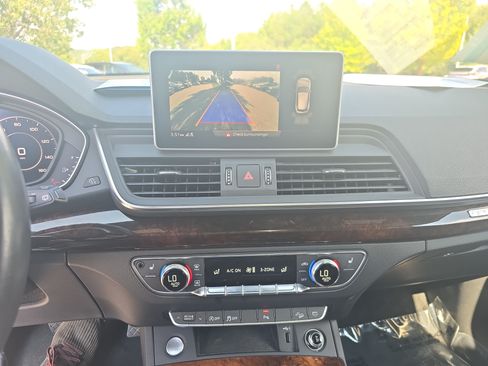 Used 2018 Audi Q5 2.0T Premium Plus AWD/4WD image 19