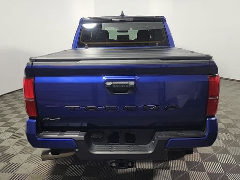Used 2025 Toyota Tacoma SR5 image 5