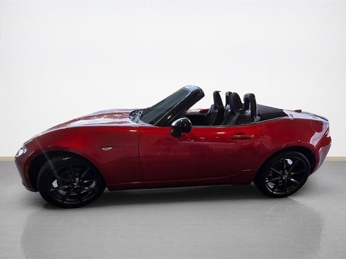 Used 2016 MAZDA MX-5 Miata Club RWD image 7