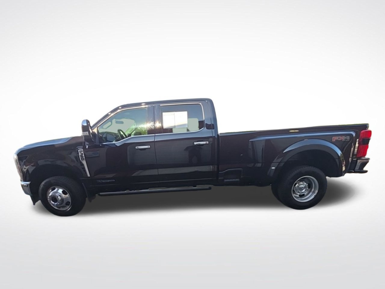 Used 2025 Ford F350 Lariat w/ Lariat Ultimate Package AWD/4WD image 5