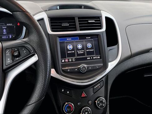 Used 2020 Chevrolet Sonic LT image 9