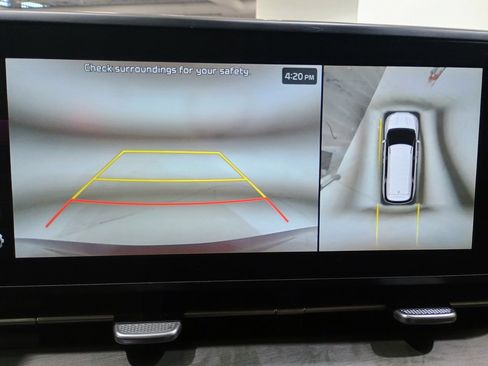 Used 2024 Kia Carnival SX image 16