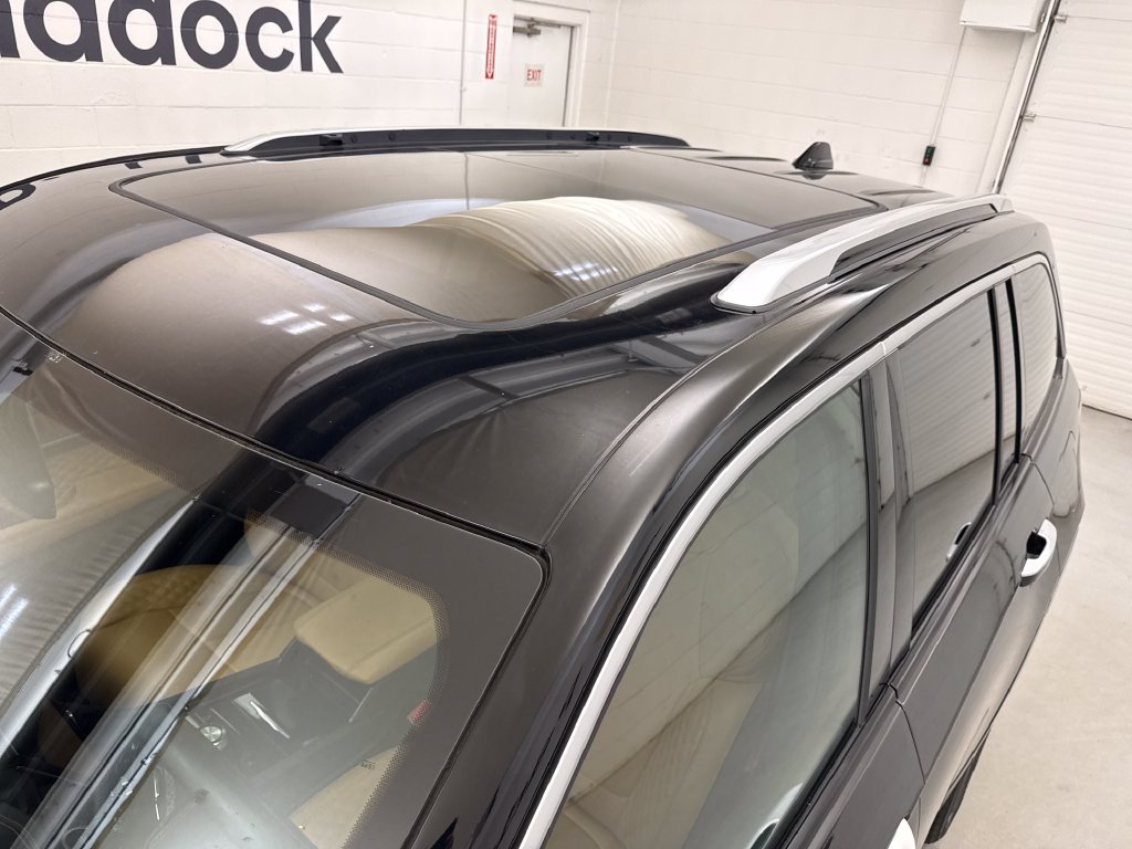 Used 2023 Jeep Grand Cherokee Summit AWD/4WD image 9