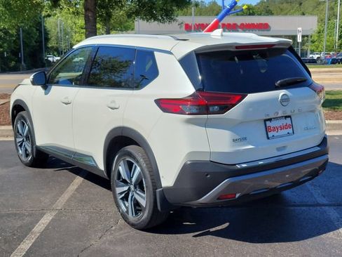 Used 2023 Nissan Rogue SL w/ SL Premium Package AWD/4WD image 15