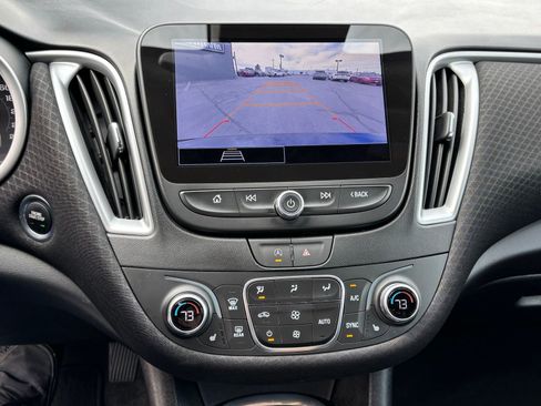 Used 2024 Chevrolet Malibu LT w/ Midnight Edition FWD image 17