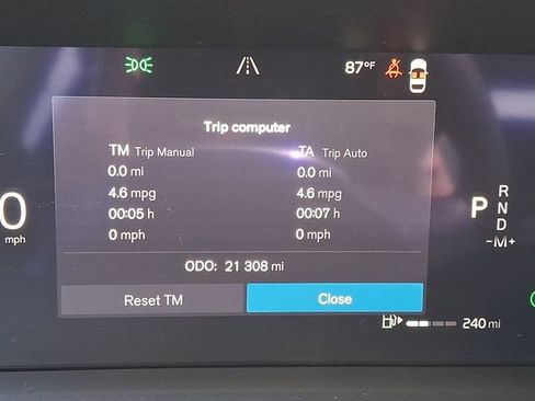 Certified 2024 Volvo S60 B5 Plus w/ Climate Package AWD/4WD image 22
