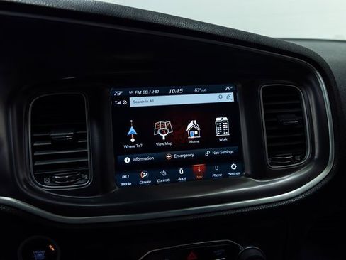 Used 2021 Dodge Charger SXT w/ Driver Convenience Group image 14