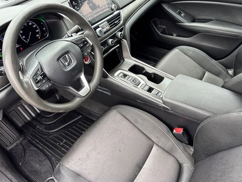 Used 2021 Honda Accord Hybrid image 10