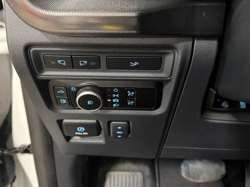 Used 2024 Ford F150 Lariat w/ Equipment Group 502A High AWD/4WD image 31