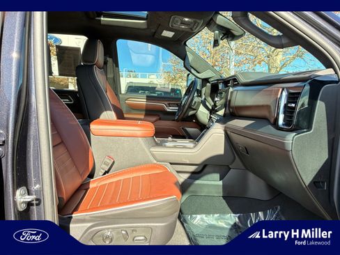 Used 2024 GMC Sierra 2500 Denali Ultimate image 19
