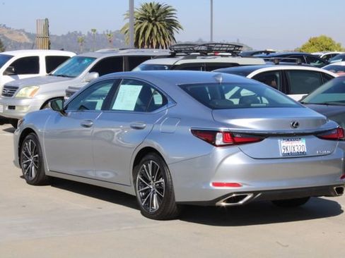 Certified 2024 Lexus ES 350 w/ Premium Package image 19