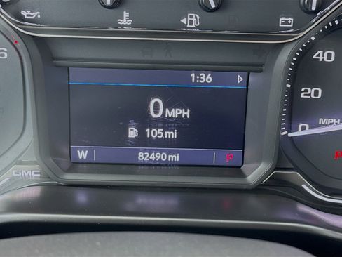 Used 2020 GMC Sierra 1500 Elevation w/ Elevation Value Package image 8