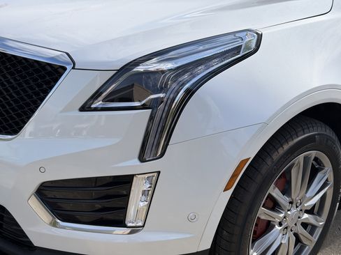 New 2025 Cadillac XT5 Sportv w/ Technology Package image 8