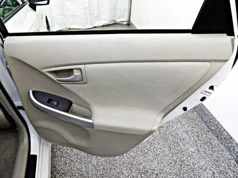 Used 2011 Toyota Prius Two image 12