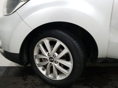 Used 2018 Kia Soul + image 29