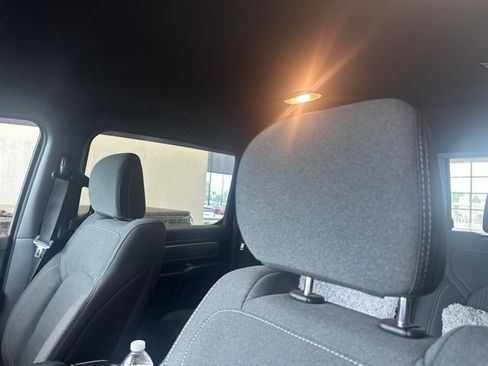 Used 2022 RAM 1500 Big Horn AWD/4WD image 13