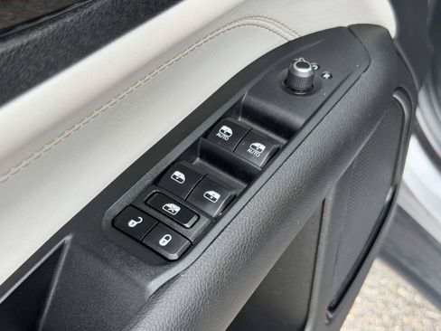 Used 2024 Jeep Compass Limited AWD/4WD image 23