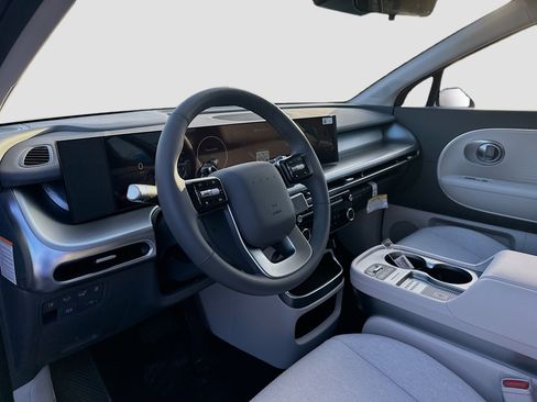 New 2026 Hyundai Ioniq 9 S image 7