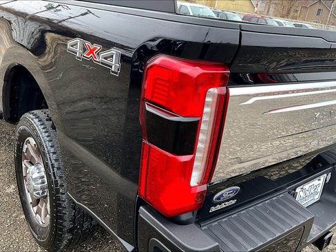 Certified 2024 Ford F350 King Ranch image 31