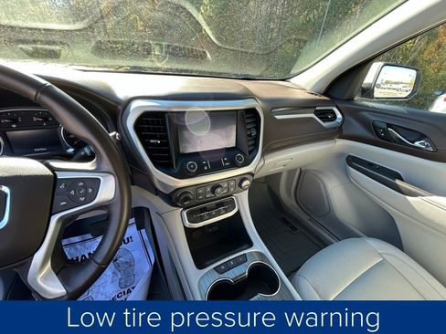 Used 2023 GMC Acadia SLT image 33