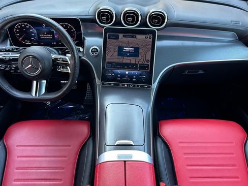 Certified 2024 Mercedes-Benz GLC 300 4MATIC image 4