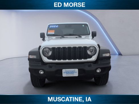 Used 2024 Jeep Wrangler Sport S image 8