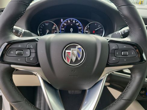 Used 2024 Buick Enclave Avenir w/ Avenir Technology Package image 18