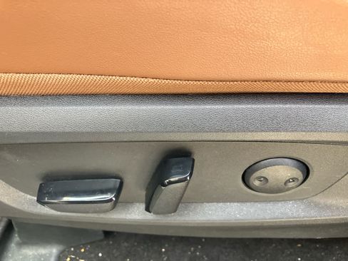 Used 2024 Nissan Pathfinder Platinum w/ Cargo Package AWD/4WD image 11